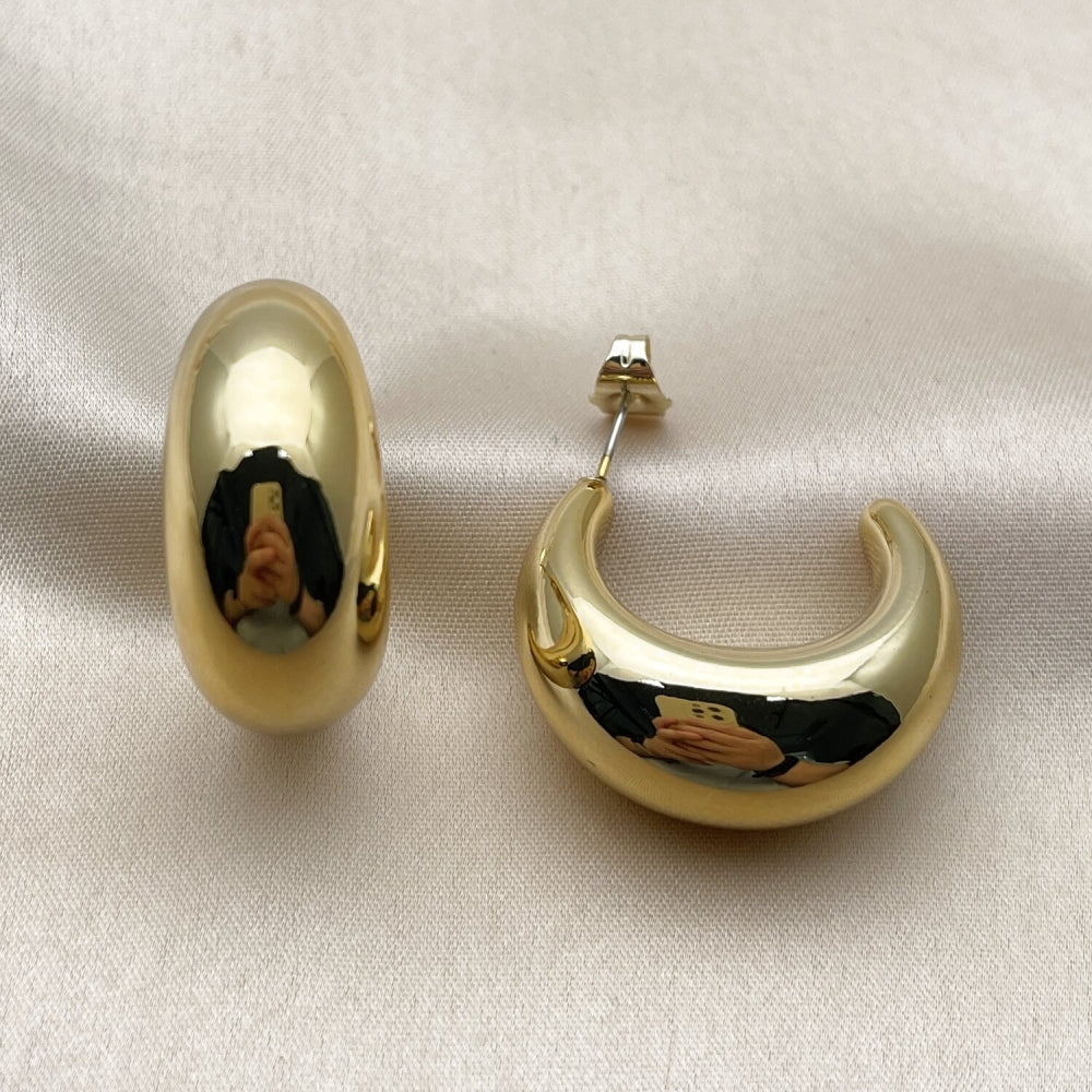 Stainless Steel Medium Hoop, Polished, Golden Finish