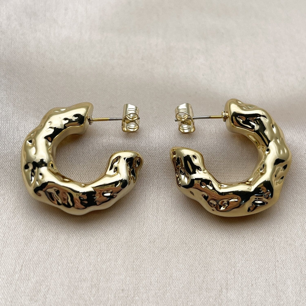 Stainless Steel Medium Hoop, Polished, Golden Finish