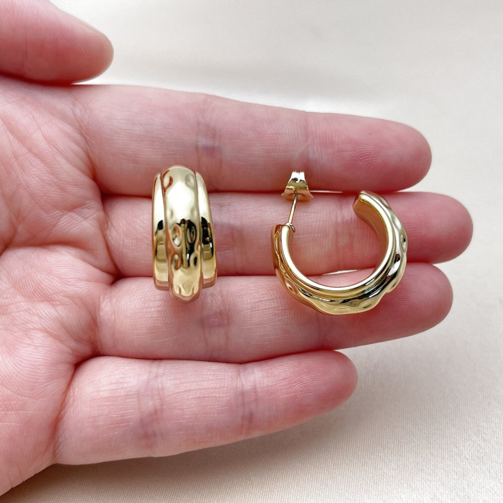 Stainless Steel Small Hoop, Polished, Golden Finish