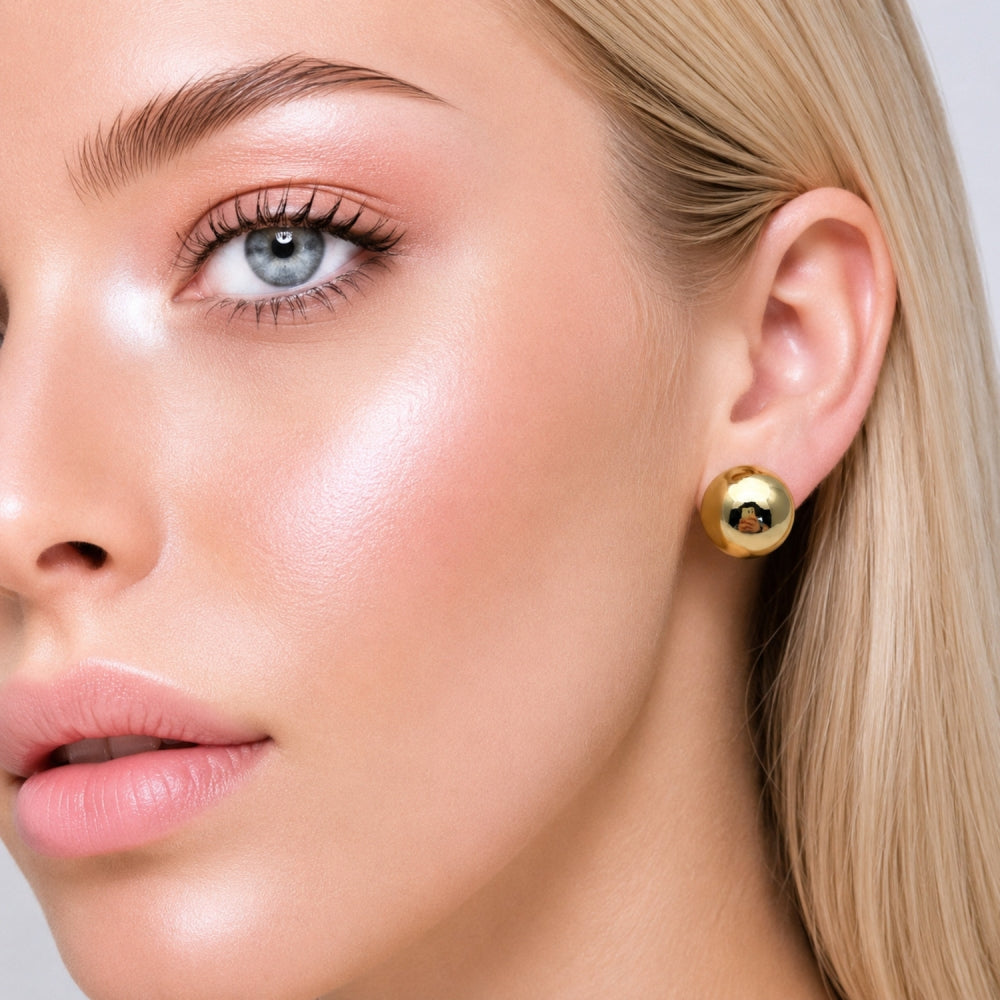 Oro Laminado Stud Earring, Gold Filled Style Ball and Hollow Design, Polished, Golden Finish