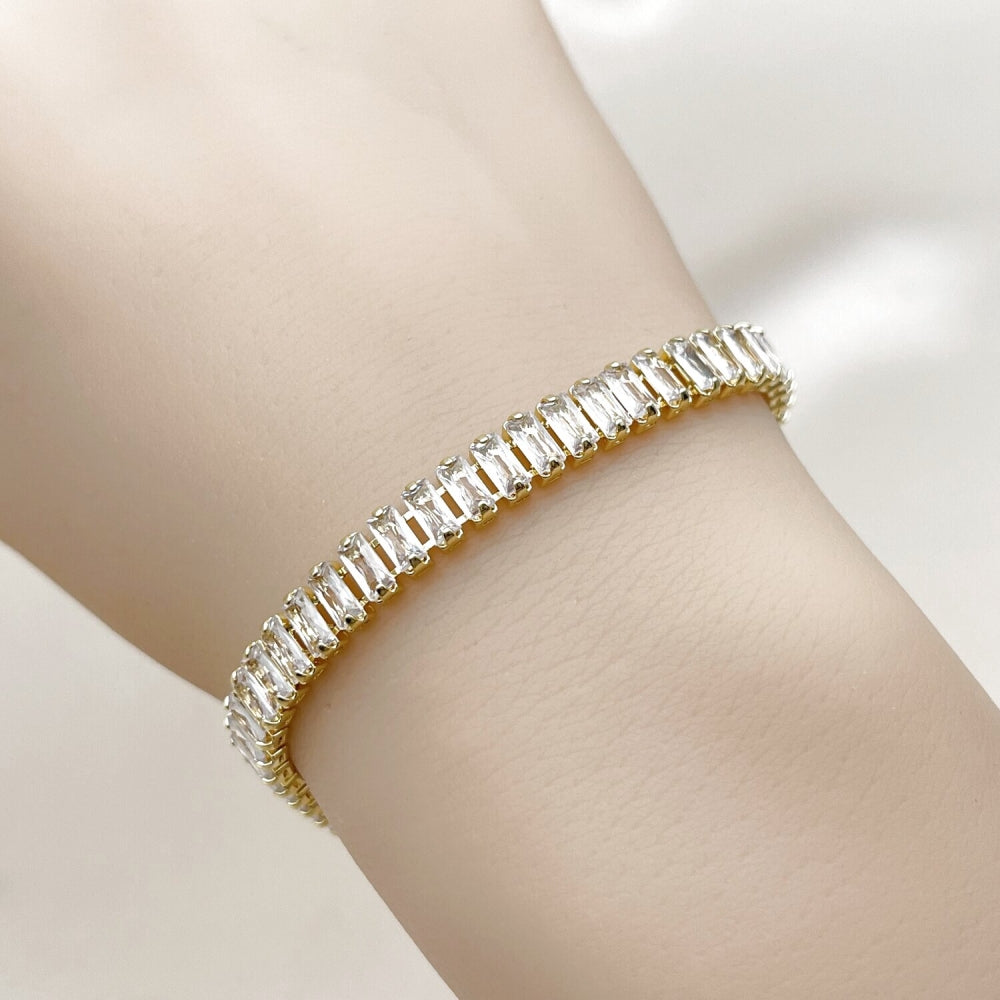 Oro Laminado Tennis Bracelet, Gold Filled Style Baguette Design, with White Cubic Zirconia, Polished, Golden Finish