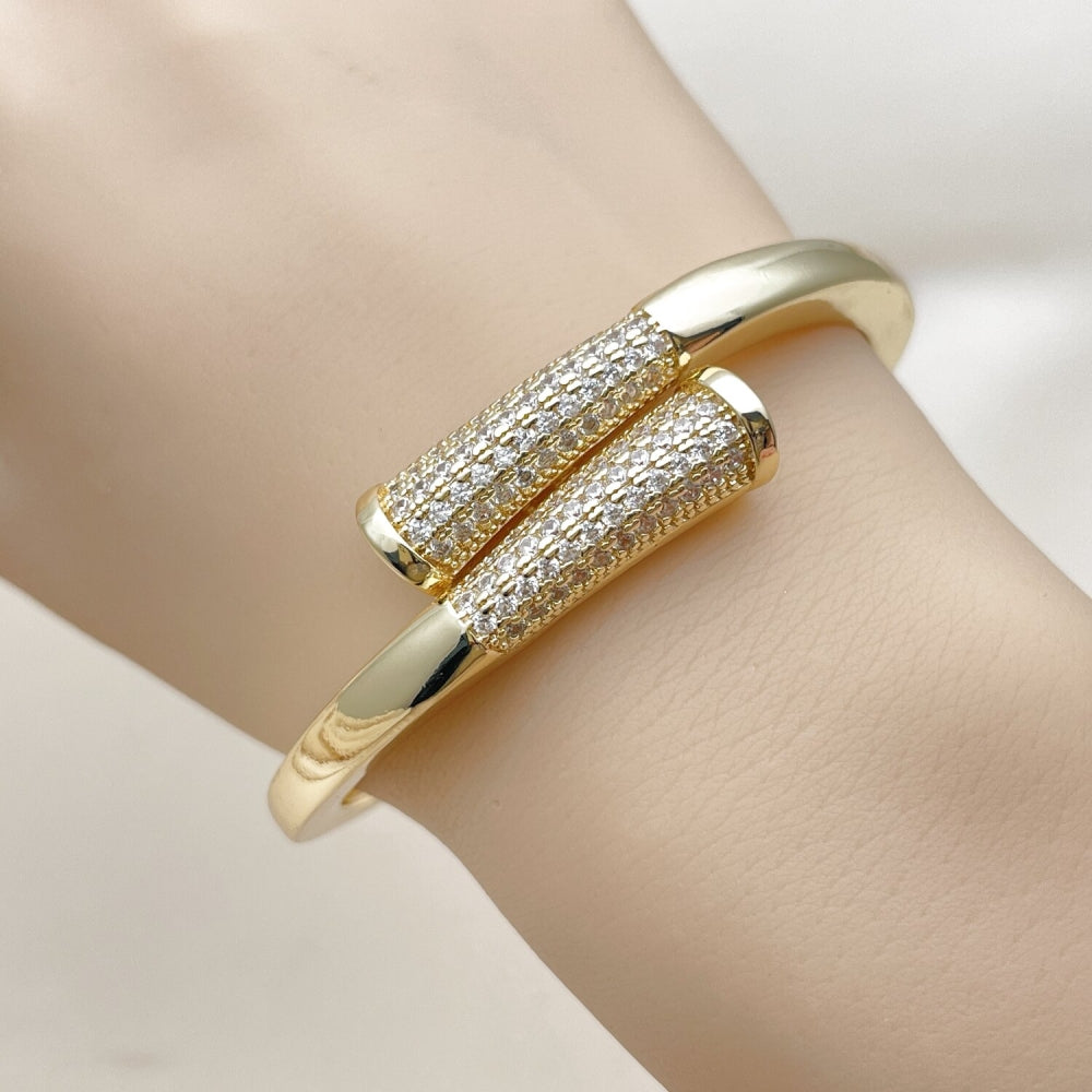 Oro Laminado Individual Bangle, Gold Filled Style with White Cubic Zirconia, Polished, Golden Finish