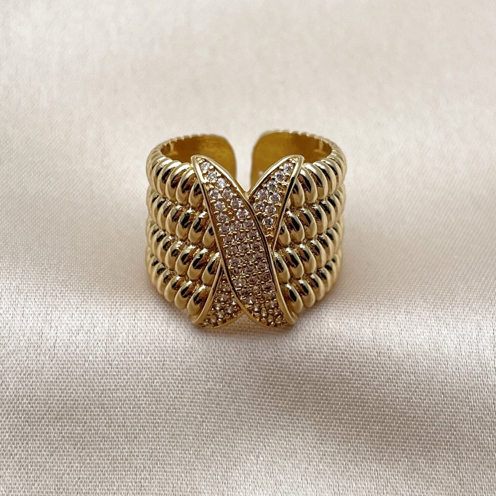 Oro Laminado Multi Stone Ring, Gold Filled Style Twist Design, with White Cubic Zirconia, Polished, Golden Finish