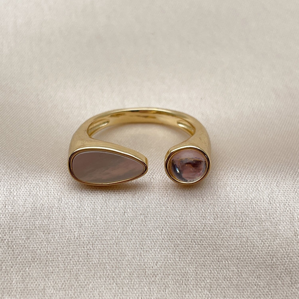 Oro Laminado Multi Stone Ring, Gold Filled Style Horse and Teardrop Design, with Ivory Mother of Pearl and White Cubic Zirconia, Polished, Golden Finish