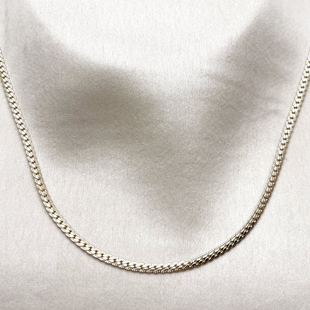 Oro Laminado Basic Necklace, Gold Filled Style Diamond Cutting Finish, Golden Finish