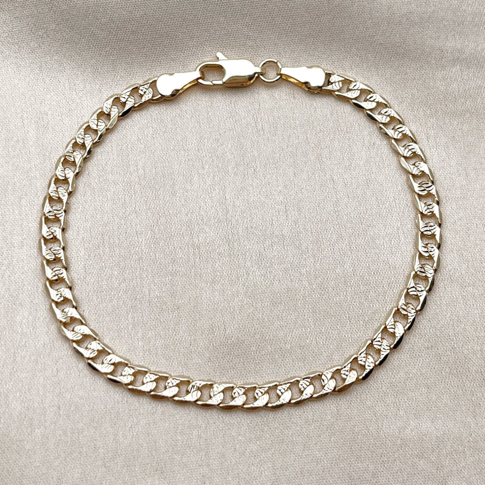 Oro Laminado Basic Bracelet, Gold Filled Style Curb Design, Diamond Cutting Finish, Golden Finish