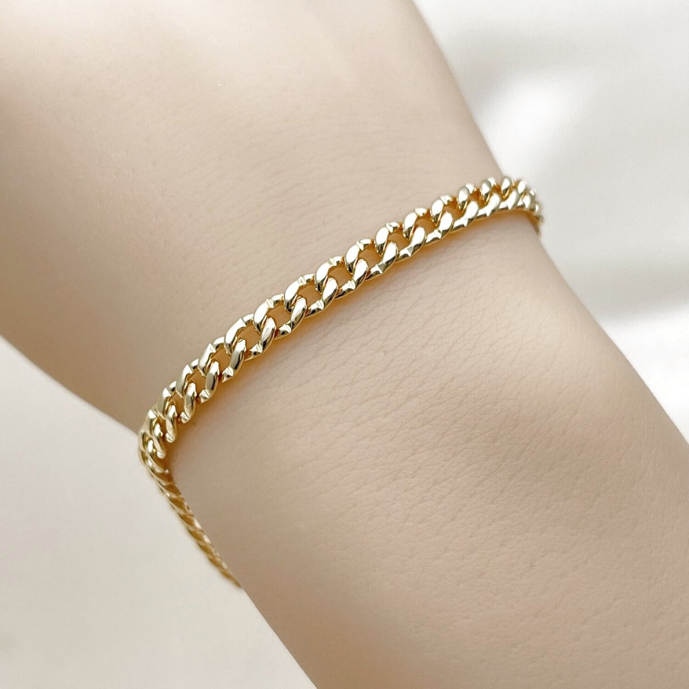 Oro Laminado Basic Bracelet, Gold Filled Style Miami Cuban Design, Polished, Golden Finish