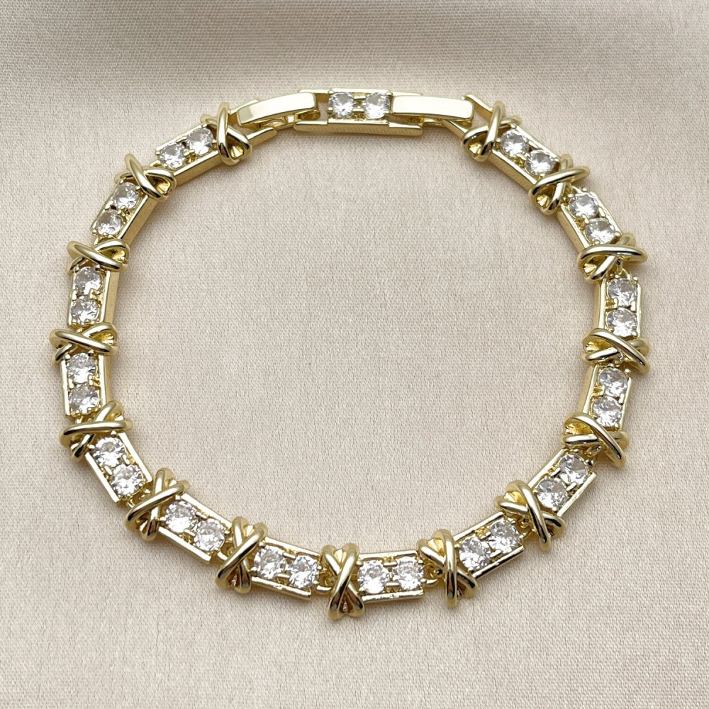Oro Laminado Fancy Bracelet, Gold Filled Style Hugs and Kisses Design, with White Cubic Zirconia, Polished, Golden Finish